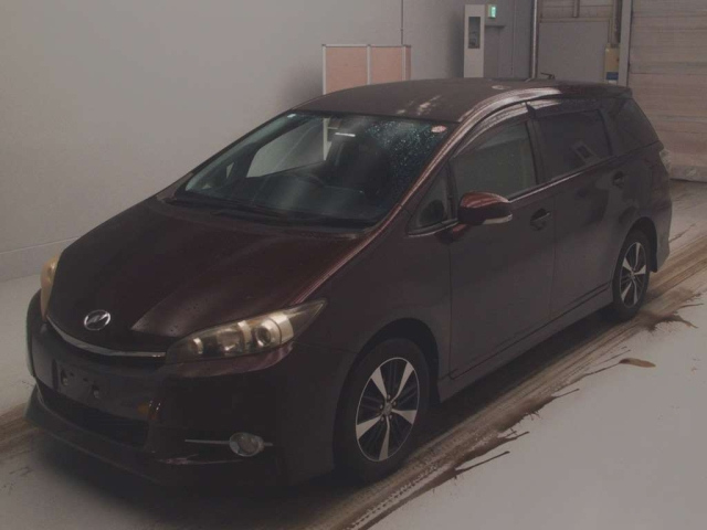 TOYOTA WISH 2012
