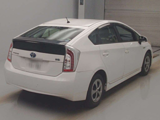 TOYOTA PRIUS 2013
