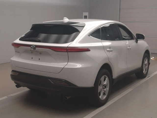 TOYOTA HARRIER 2022