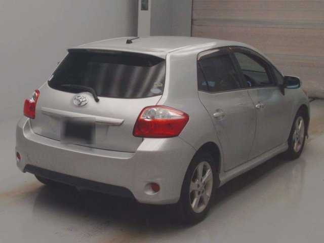 TOYOTA AURIS 2010