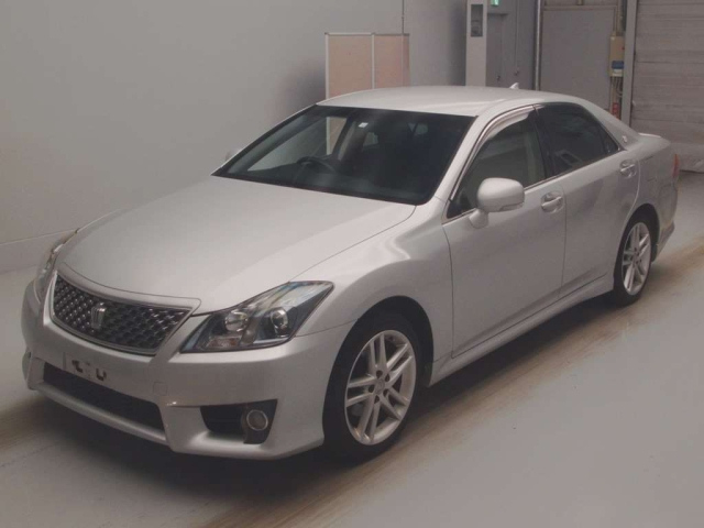 TOYOTA CROWN 2012
