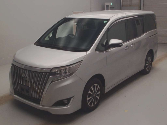 TOYOTA ESQUIRE 2018