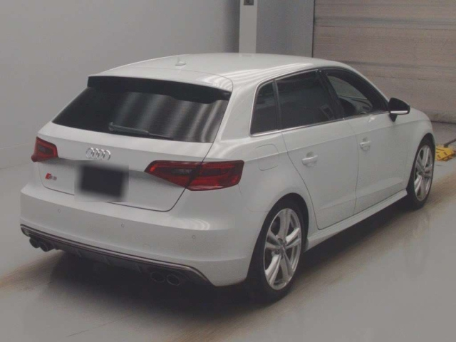 AUDI S3 2015
