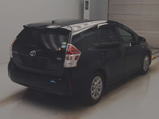 TOYOTA PRIUS ALPHA 2016