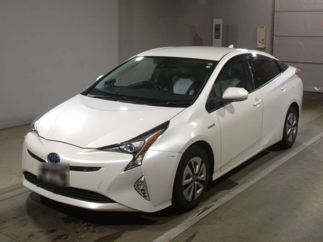 TOYOTA PRIUS 2016