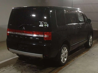 MITSUBISHI DELICA D5 2018