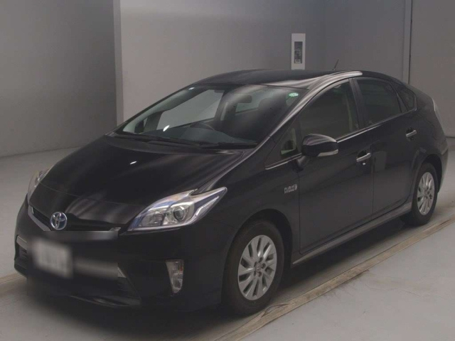 TOYOTA PRIUS PHV