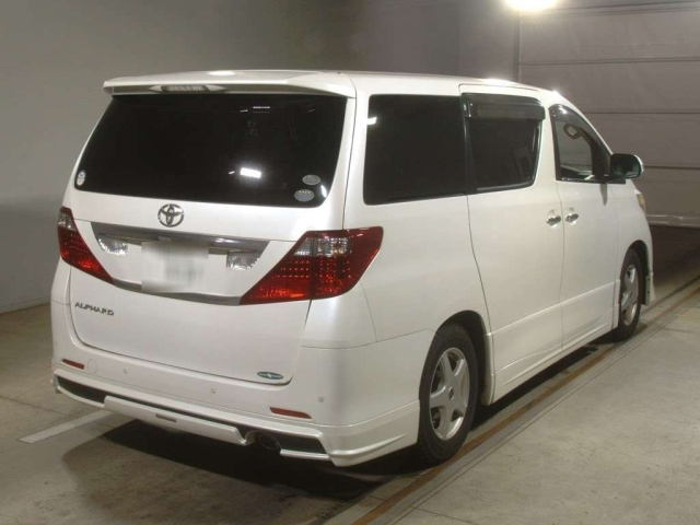 TOYOTA ALPHARD 2009