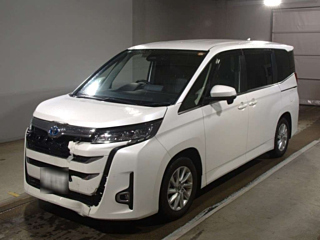 TOYOTA NOAH 2024