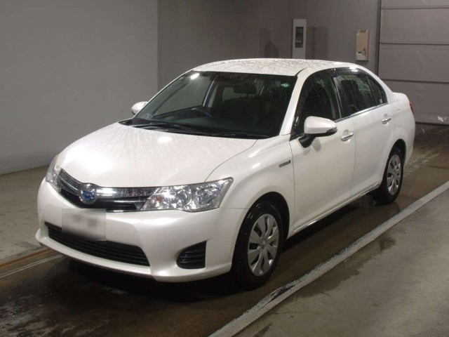 TOYOTA COROLLA AXIO 2013