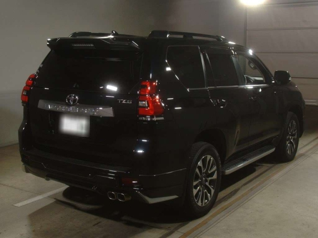 TOYOTA LAND CRUISER PRADO 2022