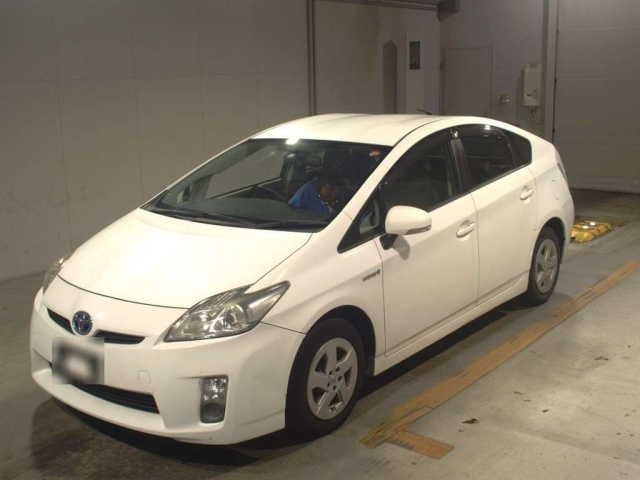 TOYOTA PRIUS 2010