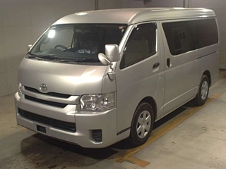 TOYOTA HIACE 2014