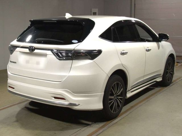 TOYOTA HARRIER 2016