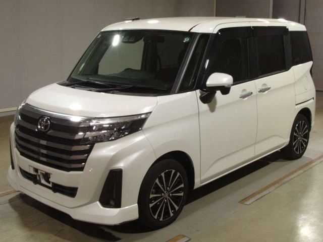 TOYOTA ROOMY 2021