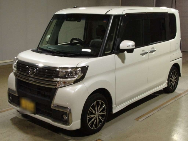 DAIHATSU TANTO 2017