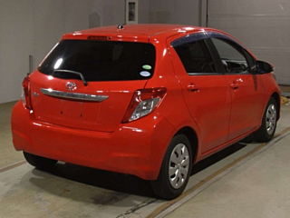 TOYOTA VITZ 2012
