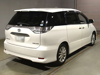 TOYOTA ESTIMA 2011