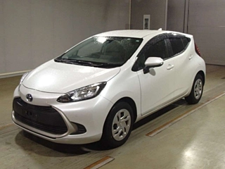 TOYOTA AQUA 2022