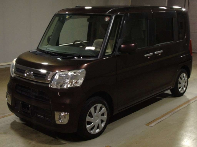 DAIHATSU TANTO 2014