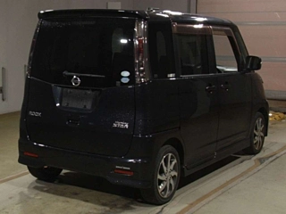 NISSAN ROOX 2011
