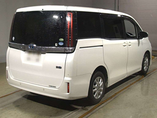 TOYOTA NOAH 2020
