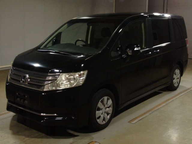 HONDA STEP WAGON 2012