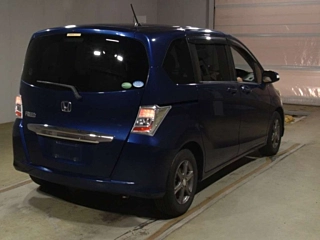 HONDA FREED 2012