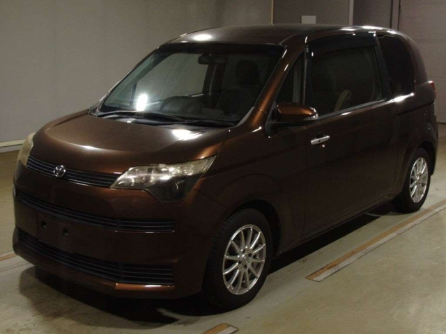 TOYOTA SPADE 2012