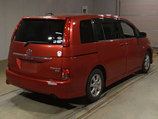 TOYOTA ISIS 2010