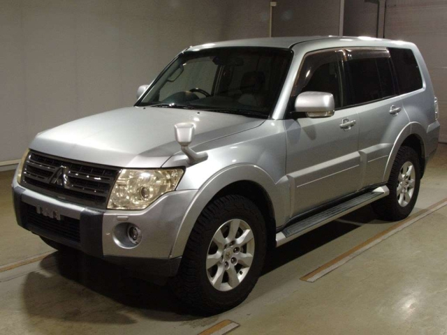 MITSUBISHI PAJERO 2008