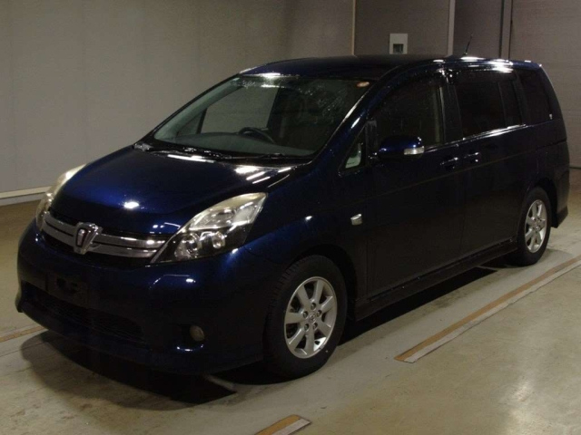 TOYOTA ISIS 2012