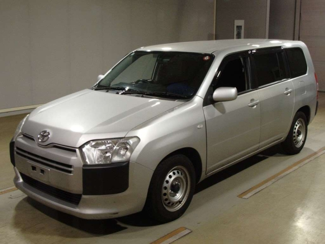 TOYOTA PROBOX 2017
