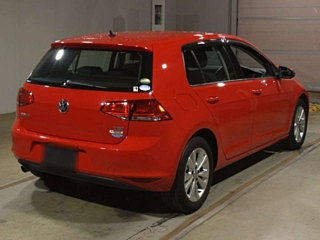 VOLKSWAGEN GOLF 2015
