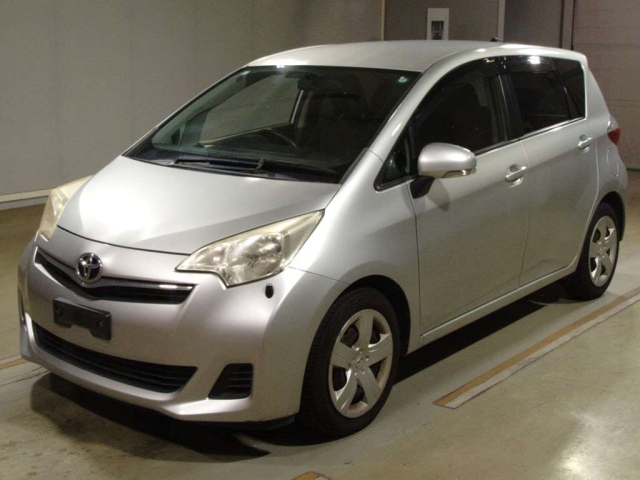 TOYOTA RACTIS 2012