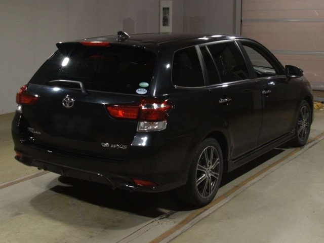 TOYOTA COROLLA FIELDER 2016
