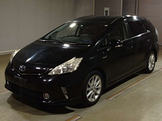 TOYOTA PRIUS ALPHA 2012