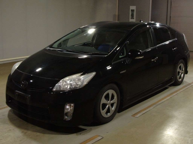 TOYOTA PRIUS 2011