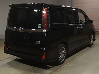 TOYOTA NOAH 2020