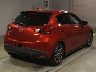 MAZDA DEMIO 2015