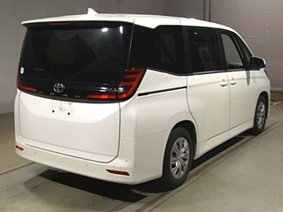 TOYOTA NOAH 2022