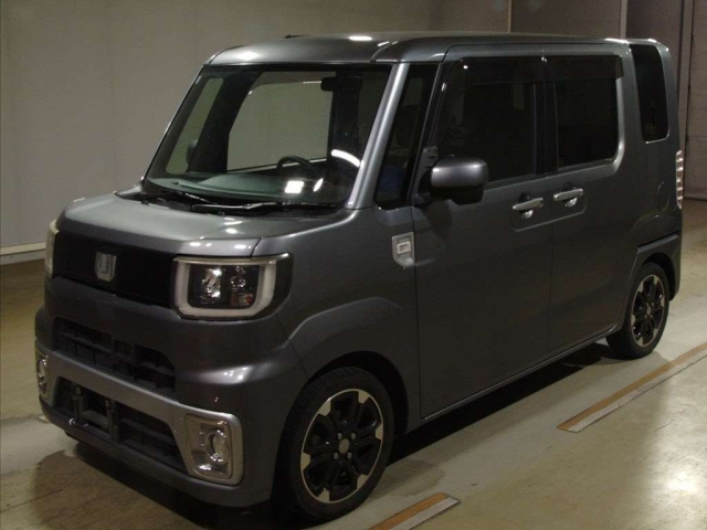DAIHATSU WAKE 2015