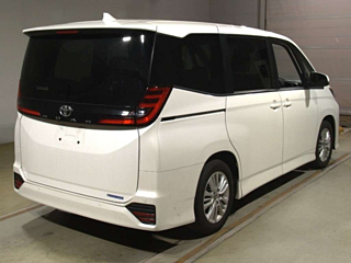 TOYOTA NOAH 2023