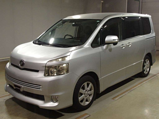 TOYOTA VOXY 2008