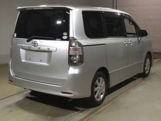 TOYOTA VOXY 2008