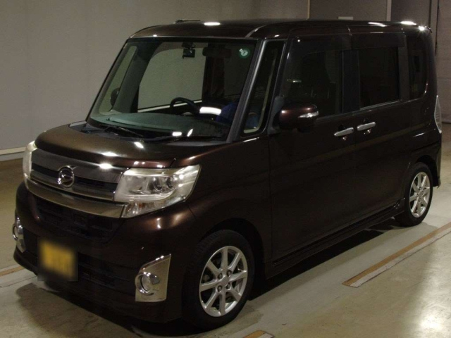 DAIHATSU TANTO 2014