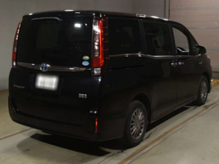 TOYOTA ESQUIRE 2017