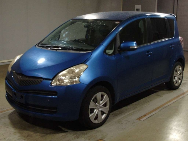 TOYOTA RACTIS 2010