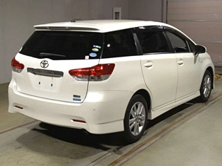 TOYOTA WISH 2012
