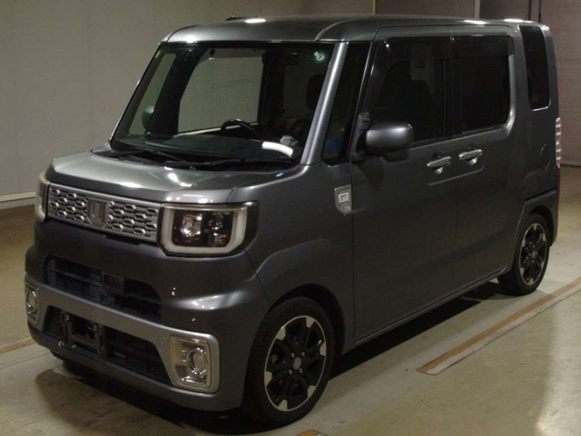 DAIHATSU WAKE 2014
